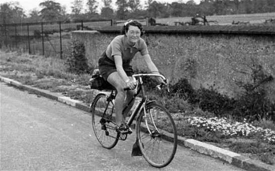 Billie Fleming, “Rudge Whitworth Keep Fit Girl", on her record breaking ride in 1938 when she cycled 29,603 miles over 365 days